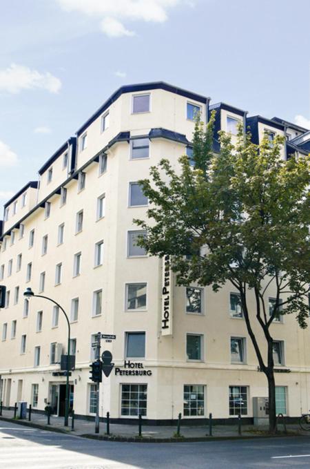 Apartments Hotel Petersburg ดุสเซลดอร์ฟ ภายนอก รูปภาพ